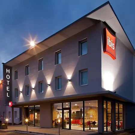 Ibis Clermont Ferrand Nord Riom-3